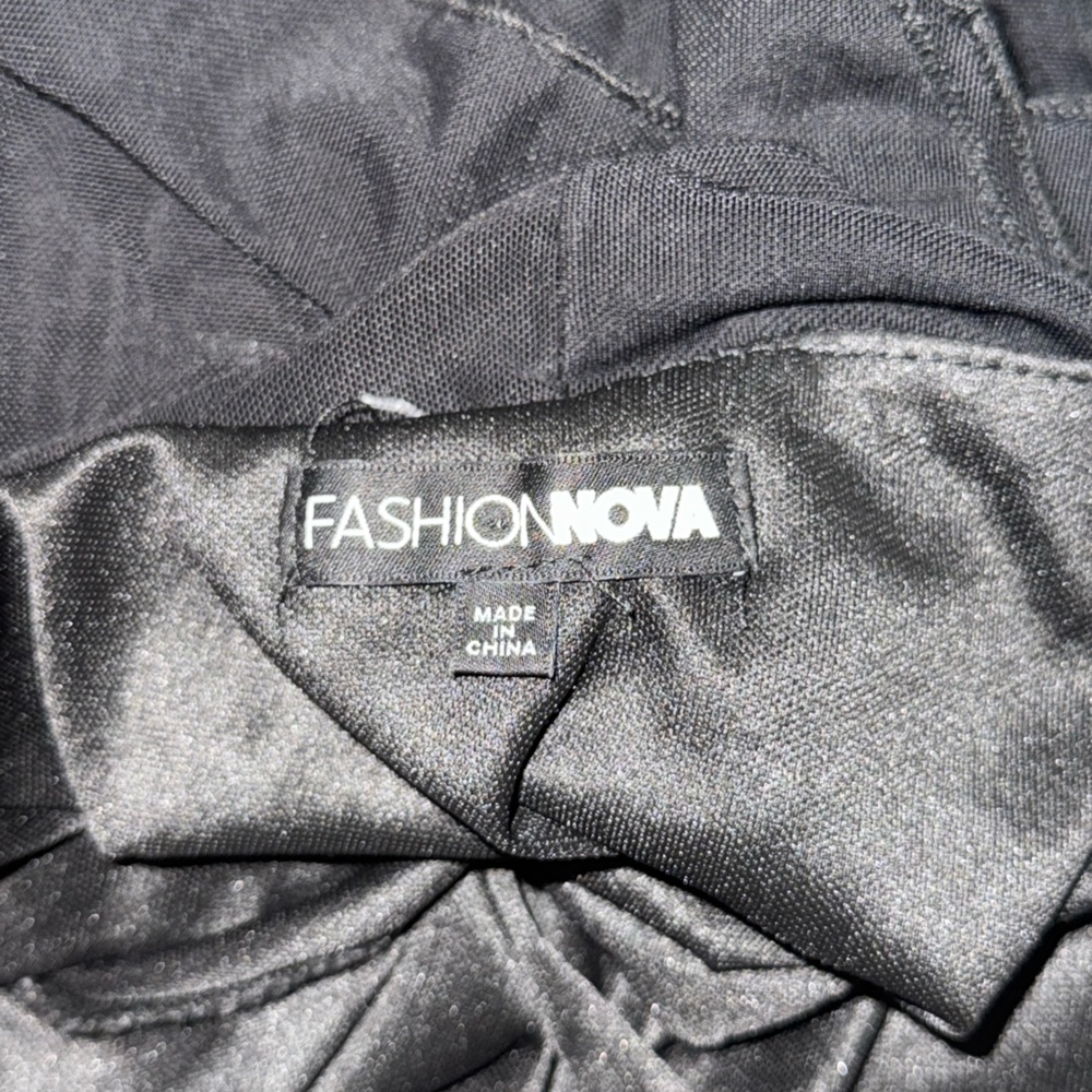 Black Ruffled Asymmetrical Dress with 3D Rose Detail - Picture 7 of 7